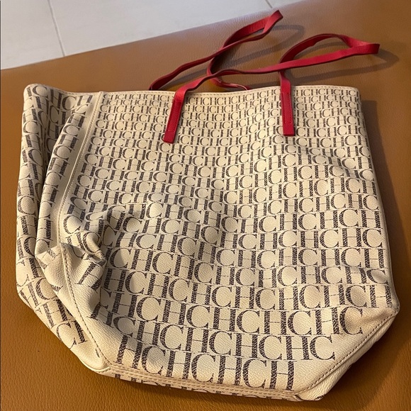 Carolina Herrera Beige Logo Tote with Red Straps - Picture 2 of 5